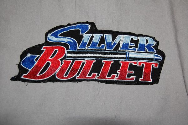 Silver Bullet Knotts Berry Farm Gray Short Sleeve Button Down Shirt