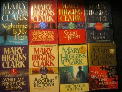 Mary Higgins Clark Lot of 19 Books LOT369