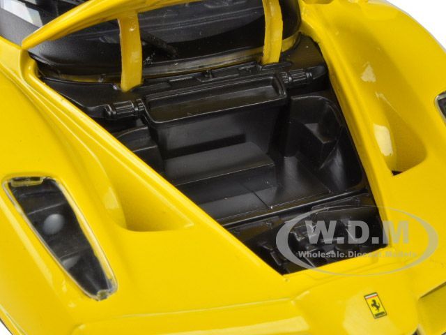 Ferrari F60 Enzo Yellow 1 18 Diecast Car Model by Hotwheels C1550