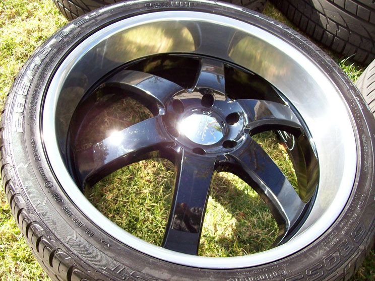 GMC Suburban Tahoe Excalade Wheels Tires Silverado Yukon Sierra