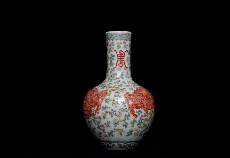 Chinese Anqitu 18th C Porcelain Polychrome Qing Bottle Vase Signed