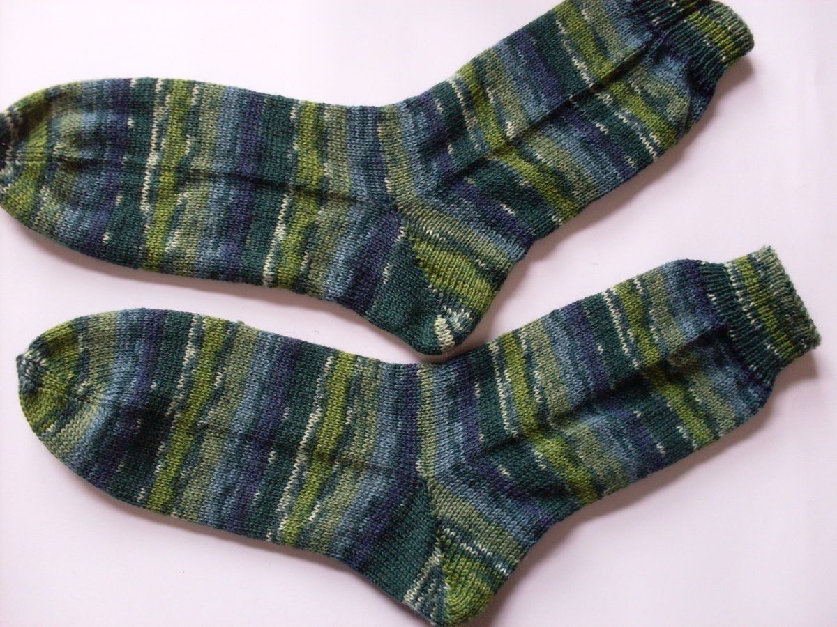 Selbstgestrickte Socken, Gr.22 47, Neu, Handarbeit, Grün