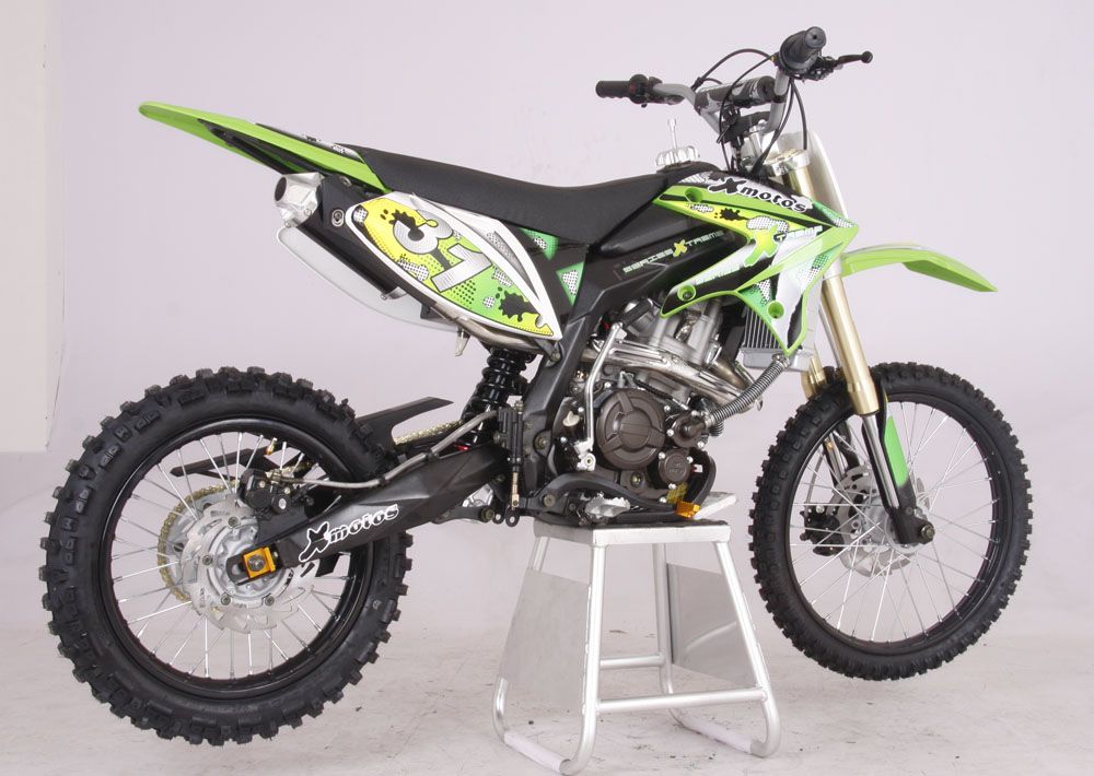 CENKOO XB 31C 250cc Enduro Wasserkühlung Dirt Bike Grün