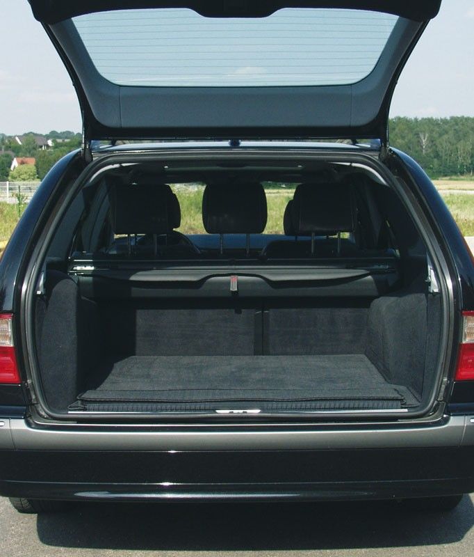 Ladekantenschutz Kofferraummatte ausklappbar für BMW E91 Touring 3er
