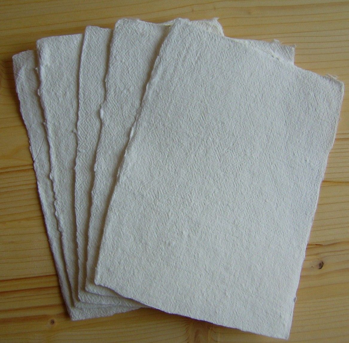 Echt handgeschöpft Büttenpapier, Künstlerpapier, pfirsich, 5 Bl. A5