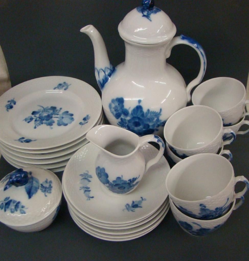 Kaffeeservice Royal Copenhagen, blaue Blume 186/2162