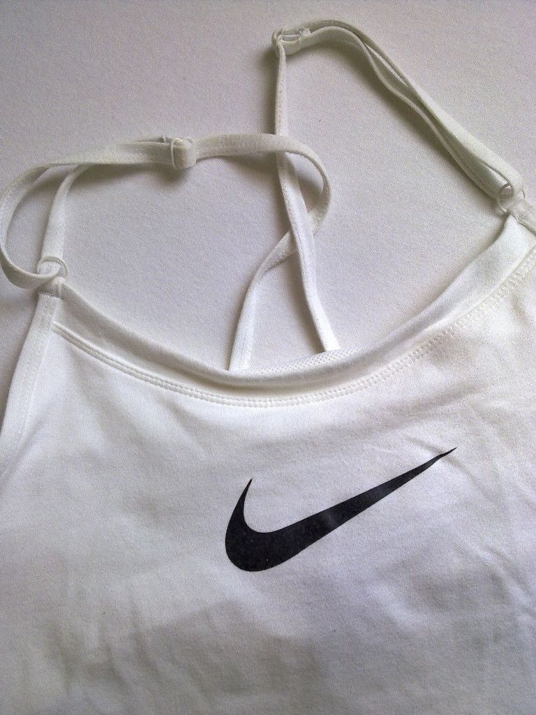 NIKE DRI FIT SIZE L D 40/42 HEIGHT 173 TOP