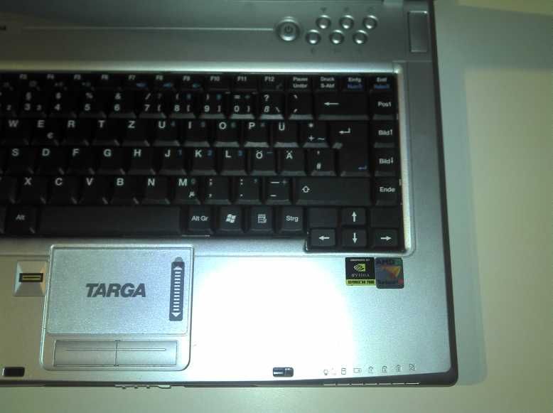 Notebook TARGA Traveller 1576x2  Dual Core CPU  120 GB HDD  1 GB