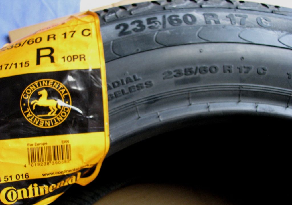 CONTINENTAL VANCO 2 SOMMERREIFEN 235/60R 17C 117/115R