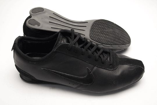 SCHNÄPPCHEN Nike Shox Rivalry schwarz grau Gr. 42,5