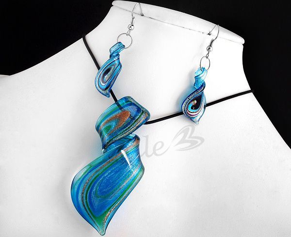 Set Glas Schmuck Ohrhänger Kette Halskette Blau TREND