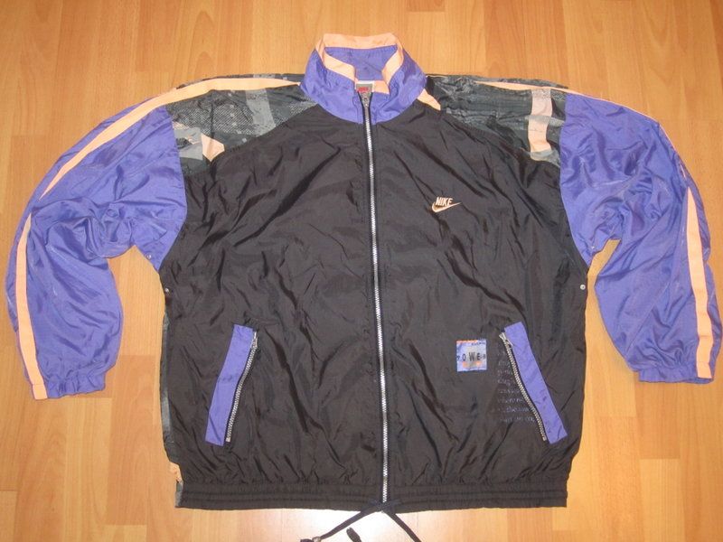 NIKE Trainingsjacke Jacke Windbreaker TrackTop 90er Vintage Nylon