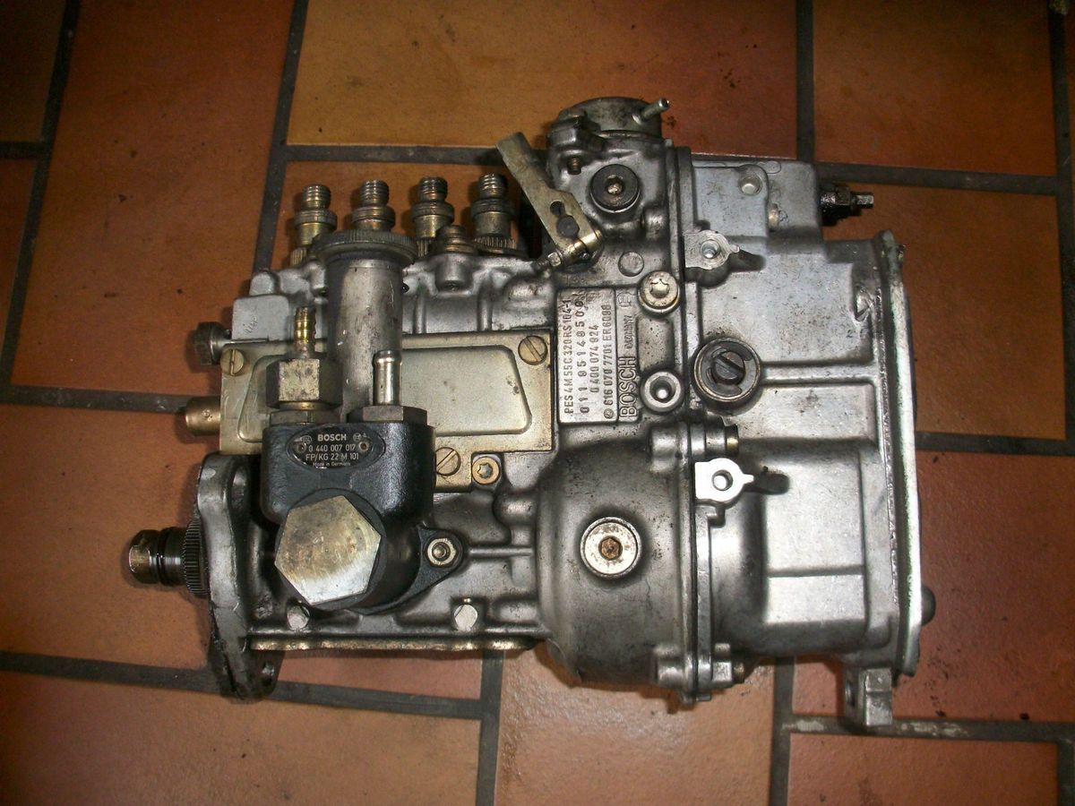 Mercedes OM616 OM615 200D 240D Dieselpumpe 6160707701 0440007017 FP