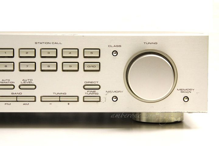 PIONEER FM/AM DIGITAL SYNTHESIZER TUNER F 701