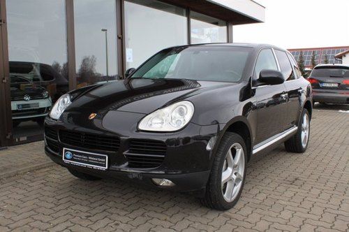 Porsche Cayenne S*Leder*Navi*Xenon*Luftfederung*20Zoll