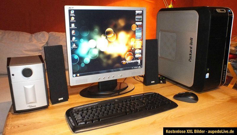 Intel Pentium D 6,8GHz Komplett PC mit Windows 7 Professional + 19LCD