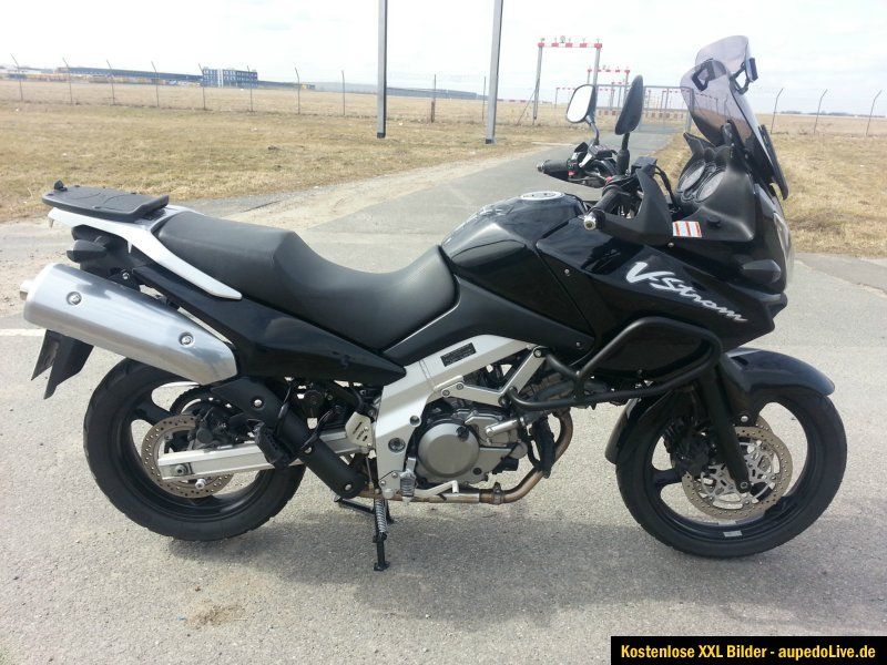 Suzuki DL 650 V Strom Tüv/AU 03/2014 viel Zubehör viele XXL Bilder