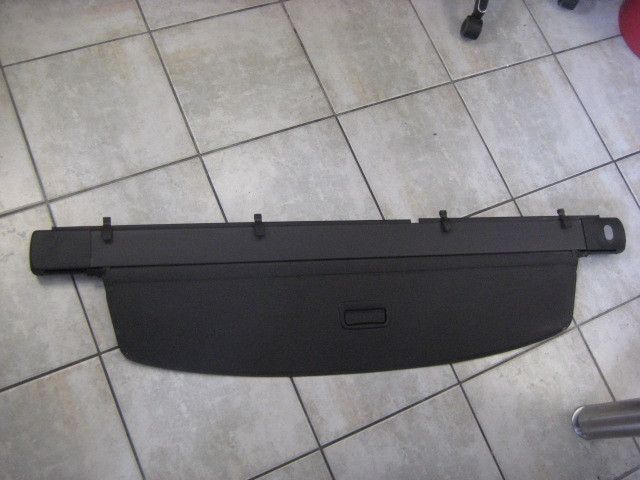 LADERAUMABDECKUNG VW Touarek ab Bj. 2011 OE Nr.7P6 867 773 JK1