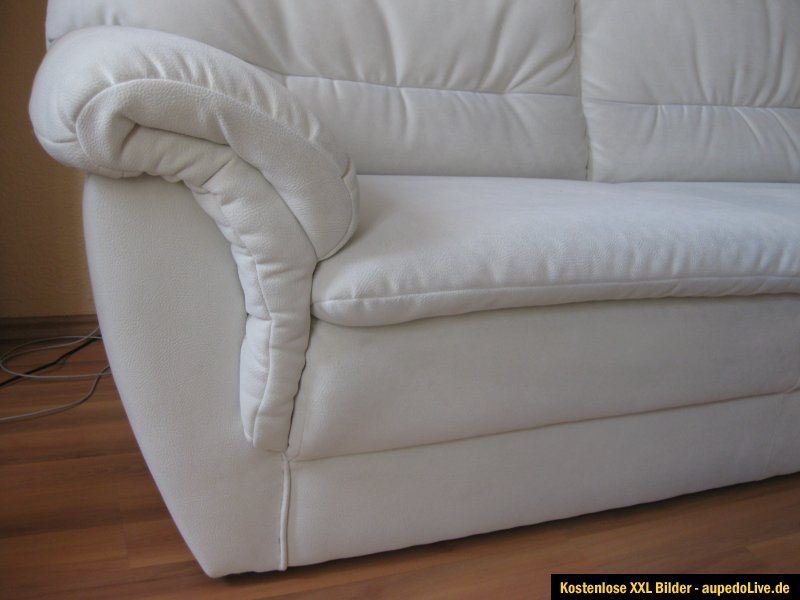 Ecksofa mit Ottomane, Farbe weiß, Größe 2,58 m x 1,70 m