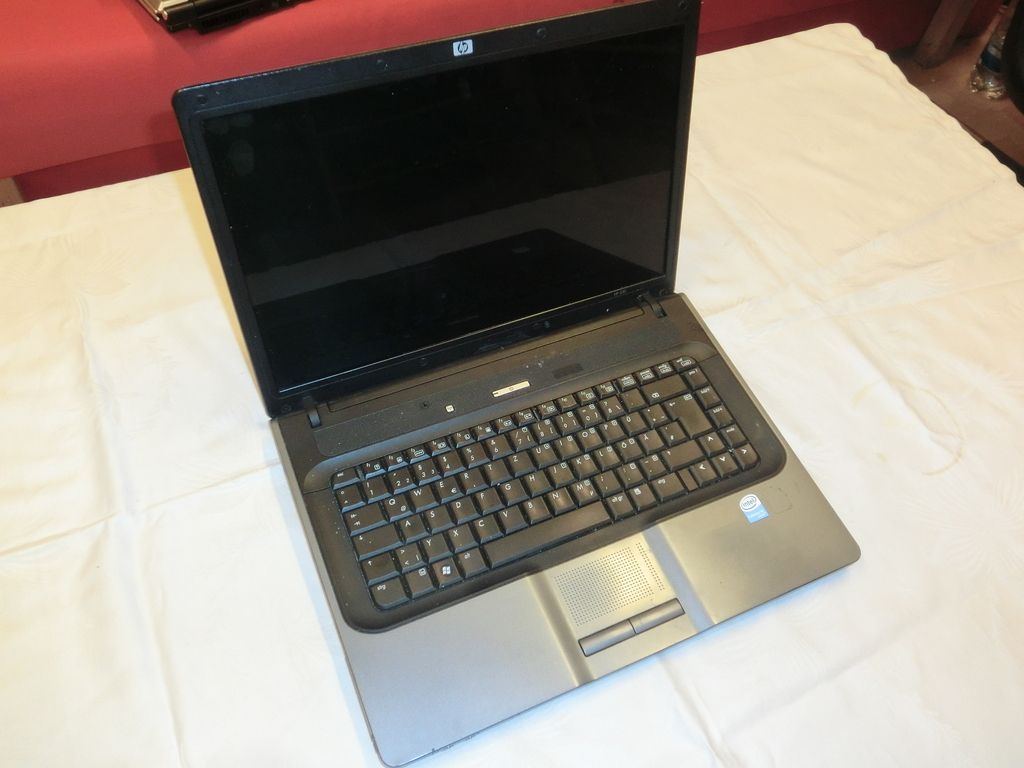 HP 530 Notebook, 15,4LCD, 512MB RAM, ungetestet, defekt?