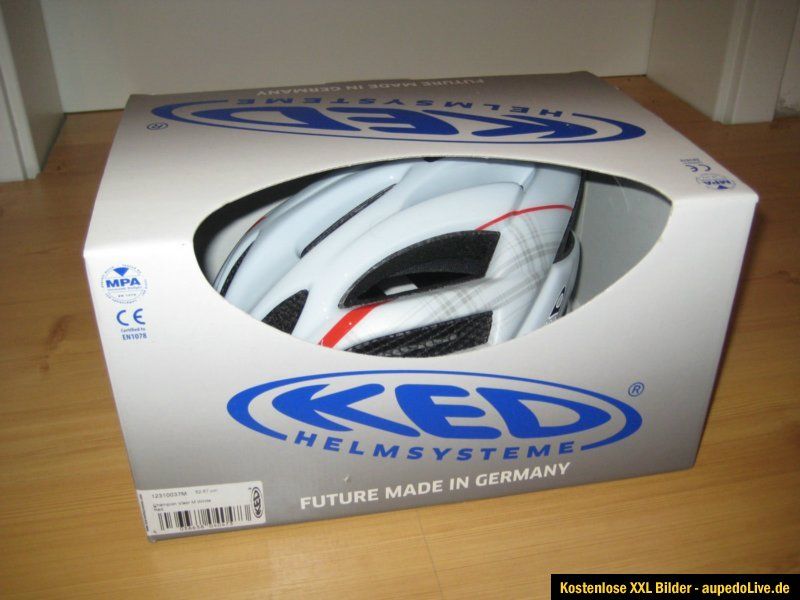 KED Champion Visor M White Red 52 57cm NEU & OVP Hochwertiger