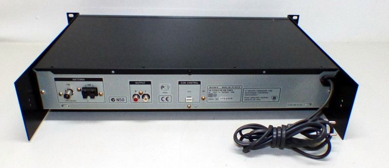 SE570 FM Stereo/FM AM TUNER RDS in schwarz im 19 Rahmen (937)