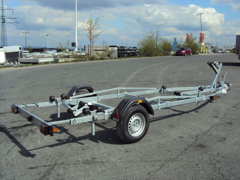 Boots  Anhänger Boots Trailer Brenderup Basic1300 kg, gebremst