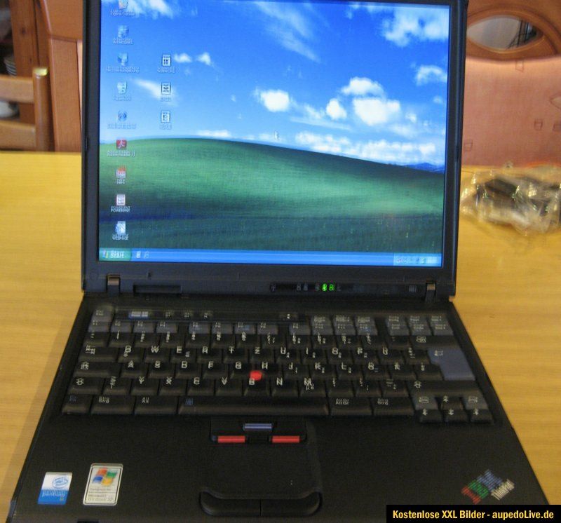 IBM ThinkPad R51 mit Windows XP Professional, MS Office XP, Nero. 80